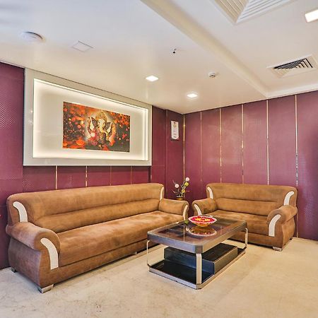 Fabhotel Prime The Continental Лакнау Екстериор снимка