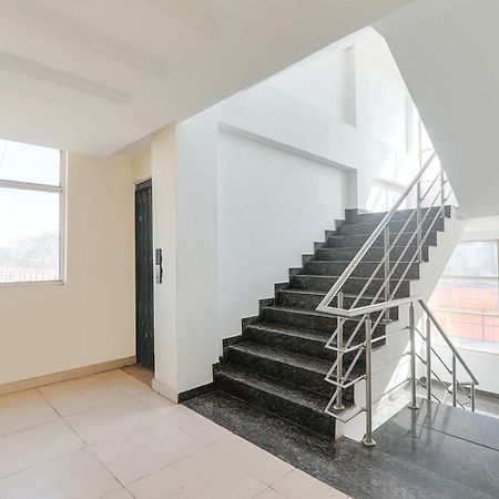 Fabhotel Prime The Continental Лакнау Екстериор снимка